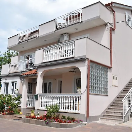 Oasis Apartment *