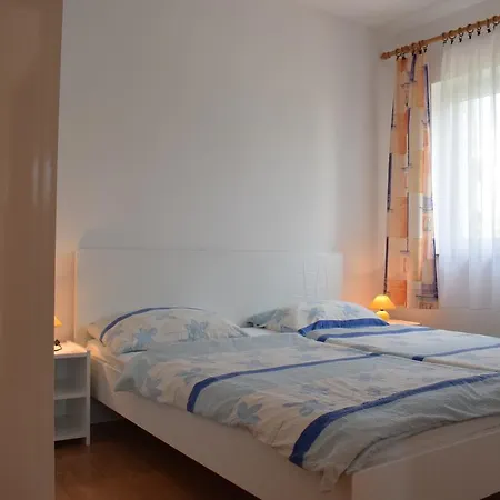 Oasis Apartment